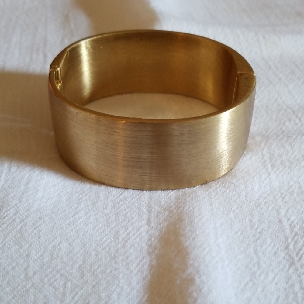 Flat Gold Bangle